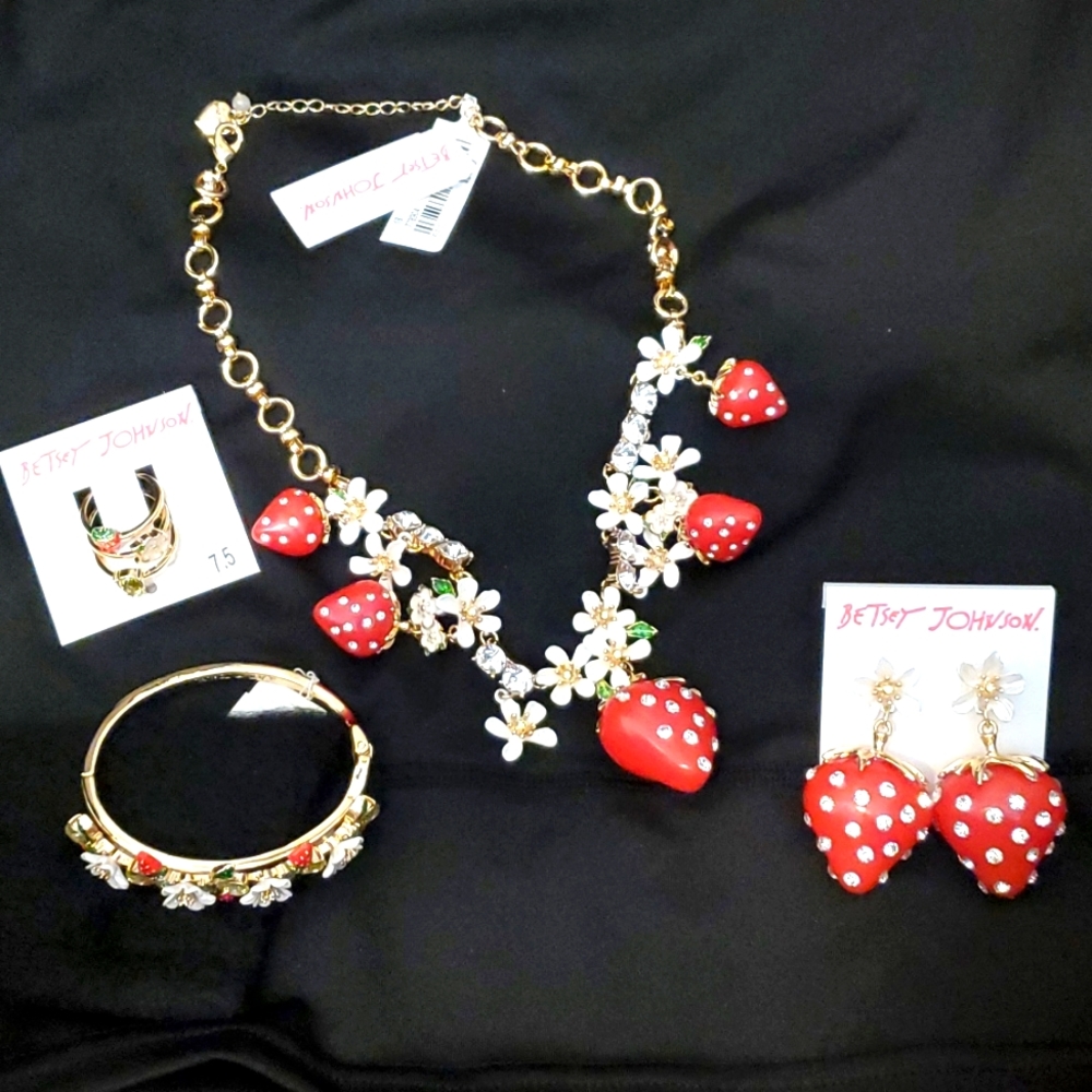 Strawberry Jewelry Set